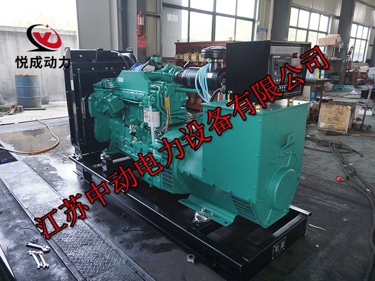 6CTA8.3-G2東風(fēng)康明斯動(dòng)力配套150KW柴油發(fā)電機(jī)組
