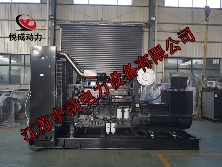 KTAA19-G7重慶康明斯動(dòng)力配套600KW柴油發(fā)電機(jī)組