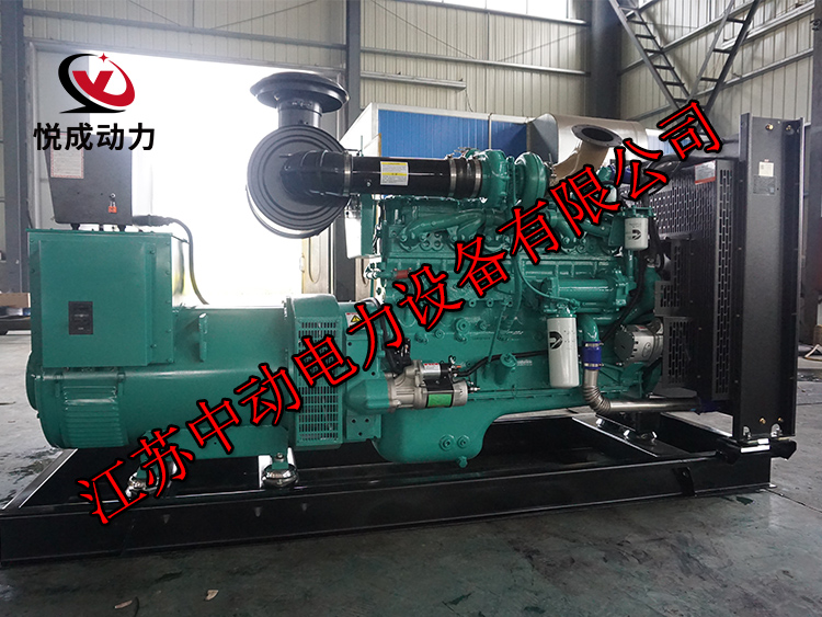 NTA855-G1B重慶康明斯動(dòng)力配套300KW柴油發(fā)電機(jī)組