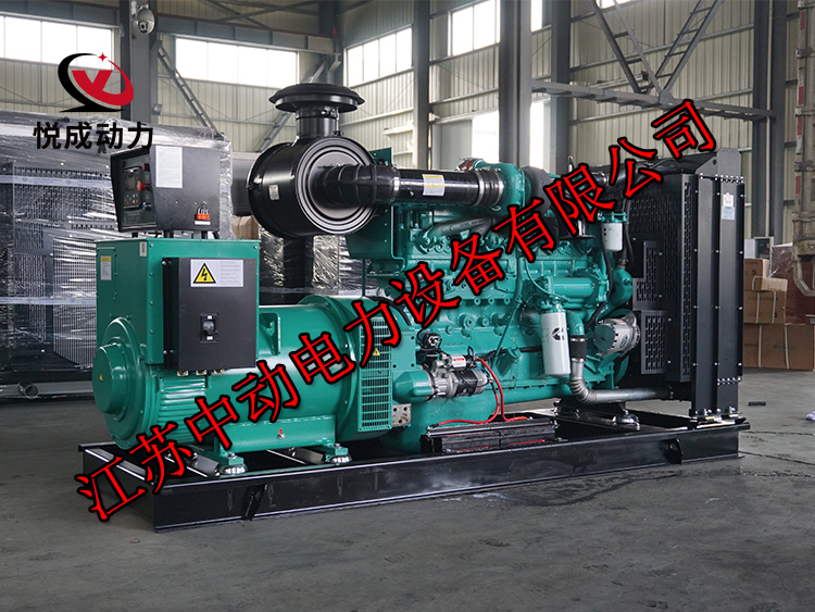 NTA855-G2重慶康明斯動(dòng)力配套300KW柴油發(fā)電機(jī)組