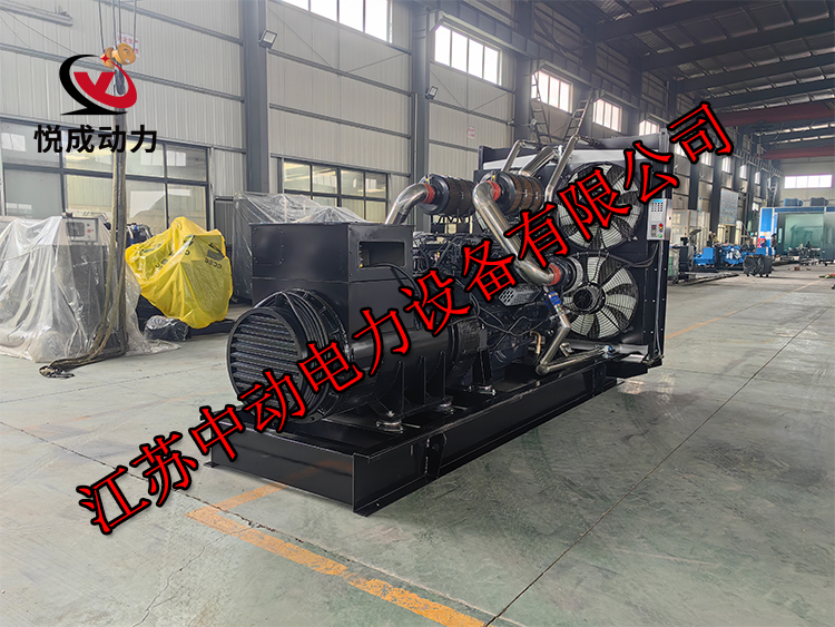 YC30H1832松柴動(dòng)力1500KW柴油發(fā)電機(jī)組