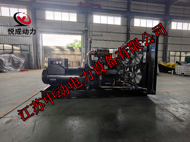 YC30H2686松柴動(dòng)力2500KW柴油發(fā)電機(jī)組